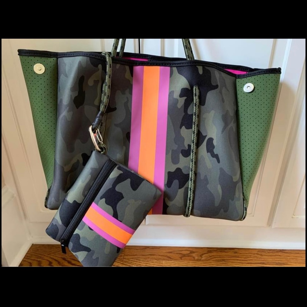 Adorable camoflauge neoprene tote bag